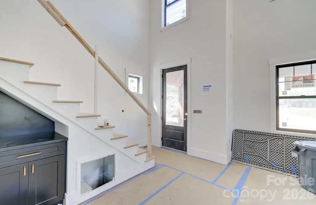 18 S Martha Kate Drive Hendersonville NC 28792