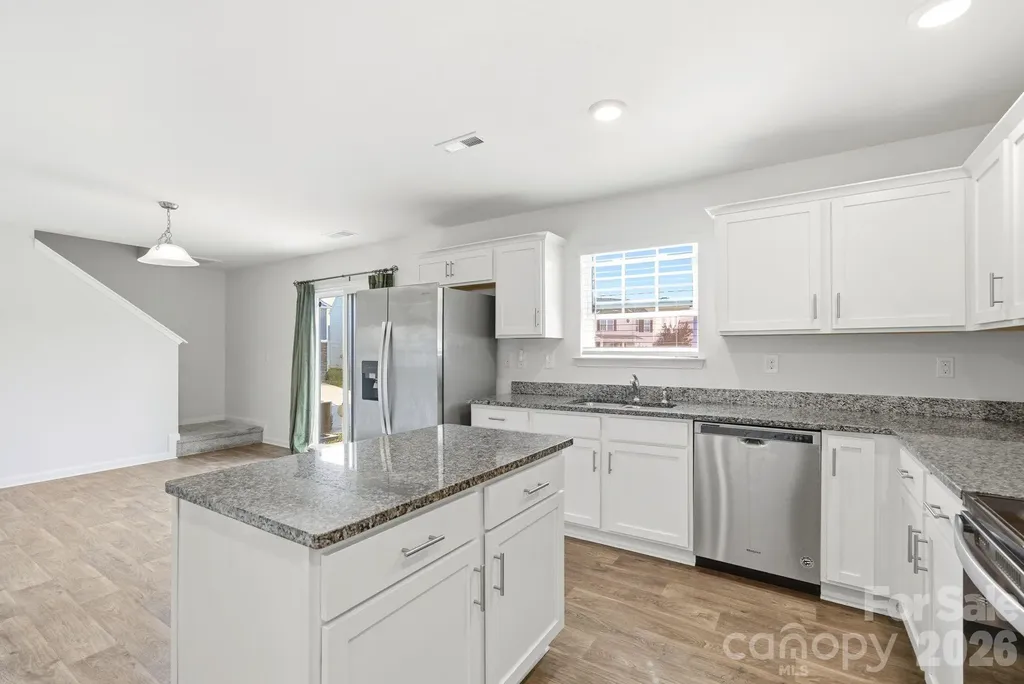 3157 Green Apple Drive Dallas NC 28034