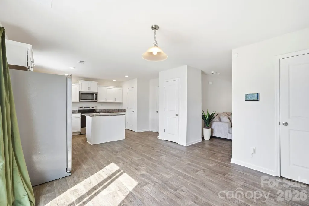 3157 Green Apple Drive Dallas NC 28034