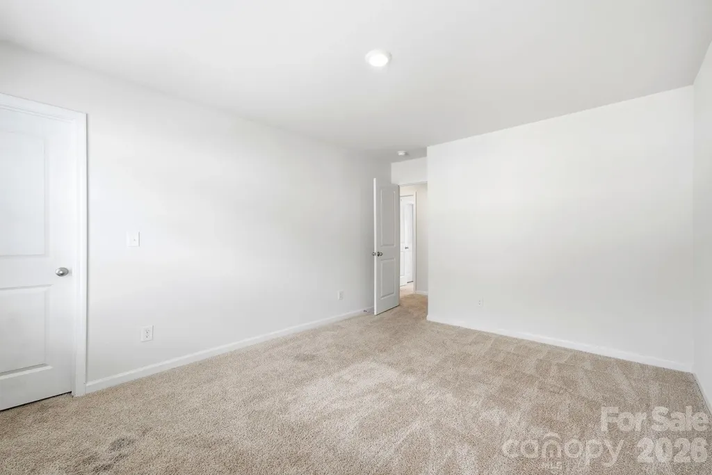 3157 Green Apple Drive Dallas NC 28034
