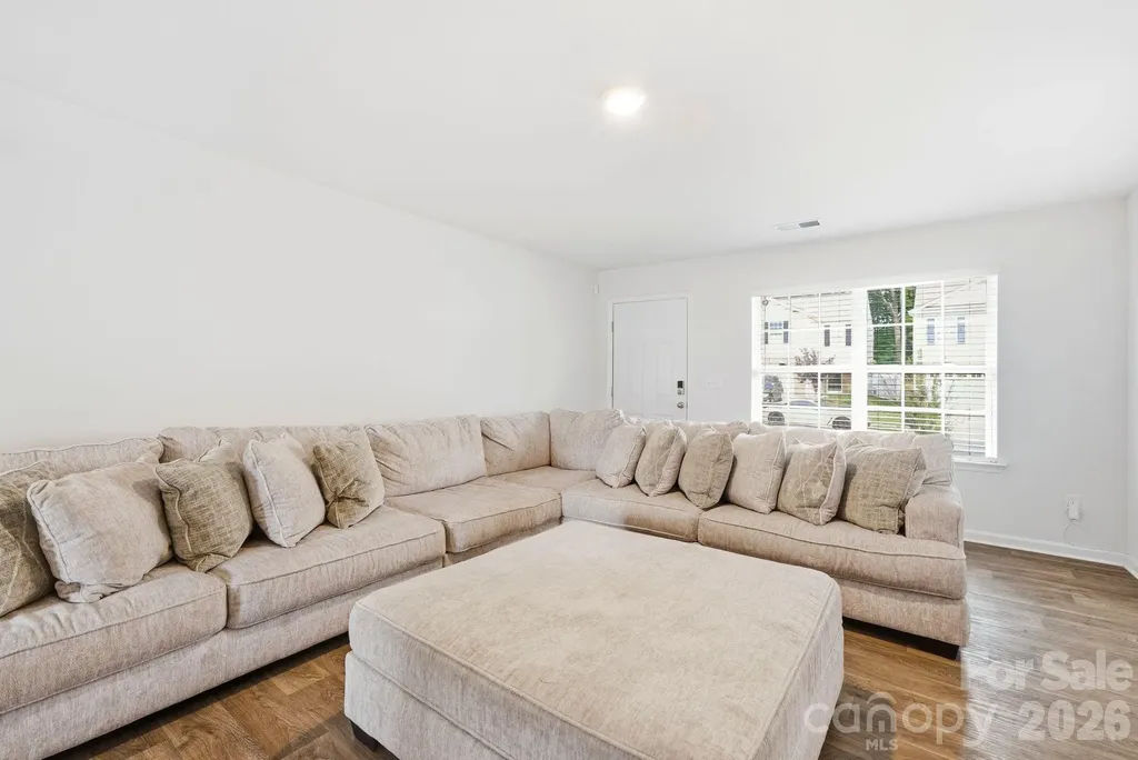 3157 Green Apple Drive Dallas NC 28034