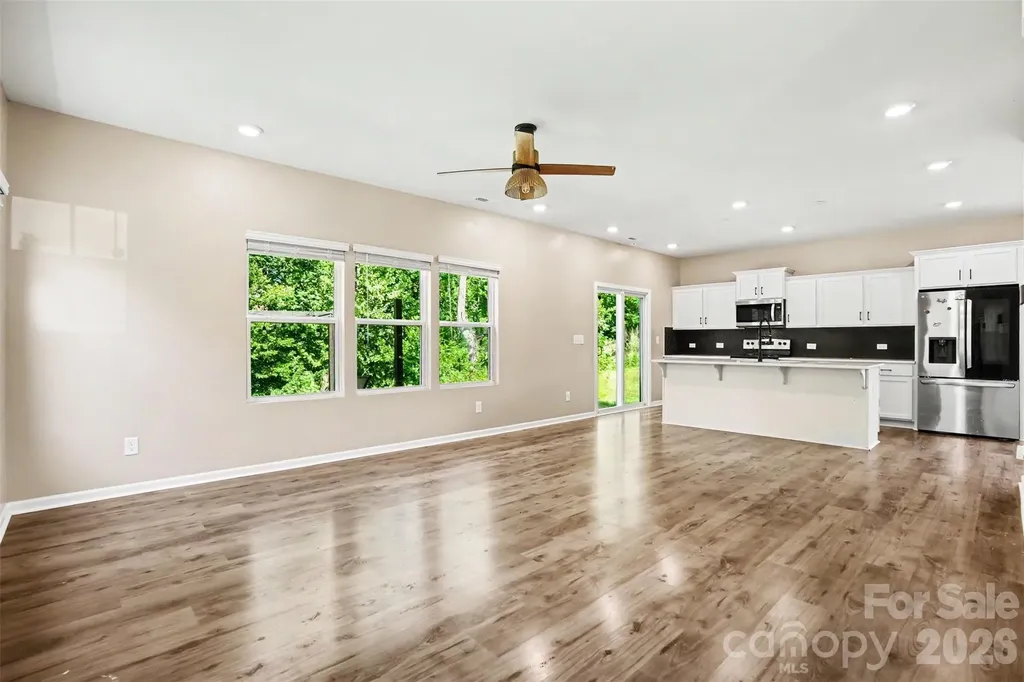 2501 Andes Drive Statesville NC 28625