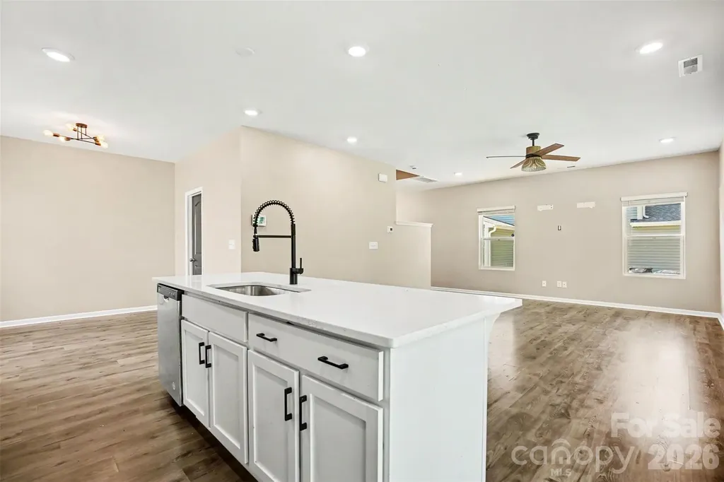 2501 Andes Drive Statesville NC 28625