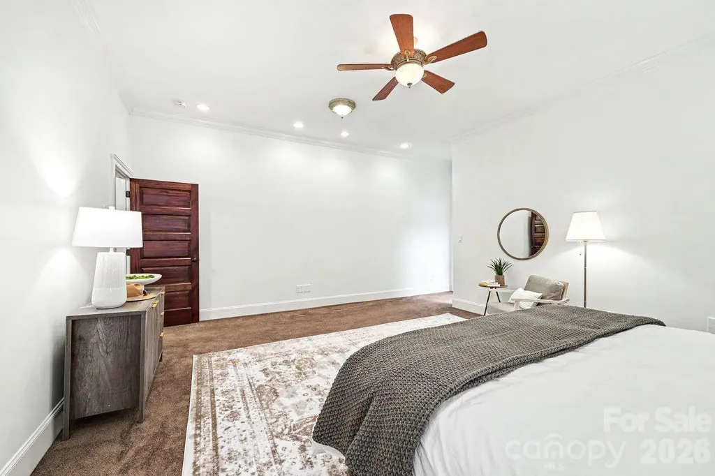 2215 Hassell Place Charlotte NC 28209