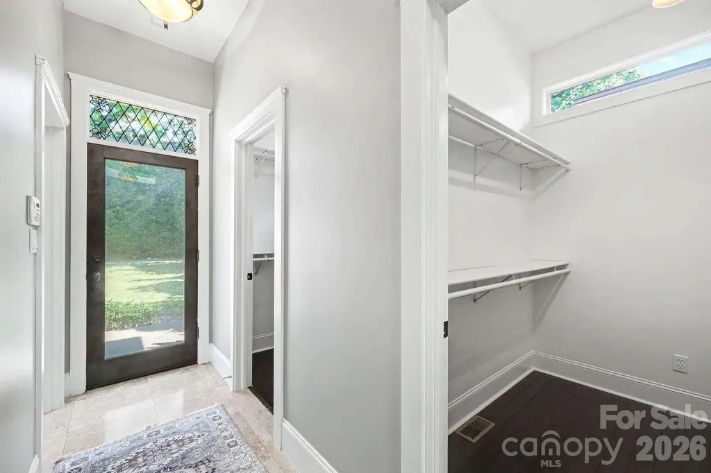 2215 Hassell Place Charlotte NC 28209