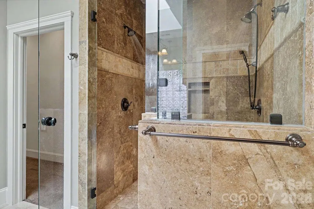 2215 Hassell Place Charlotte NC 28209
