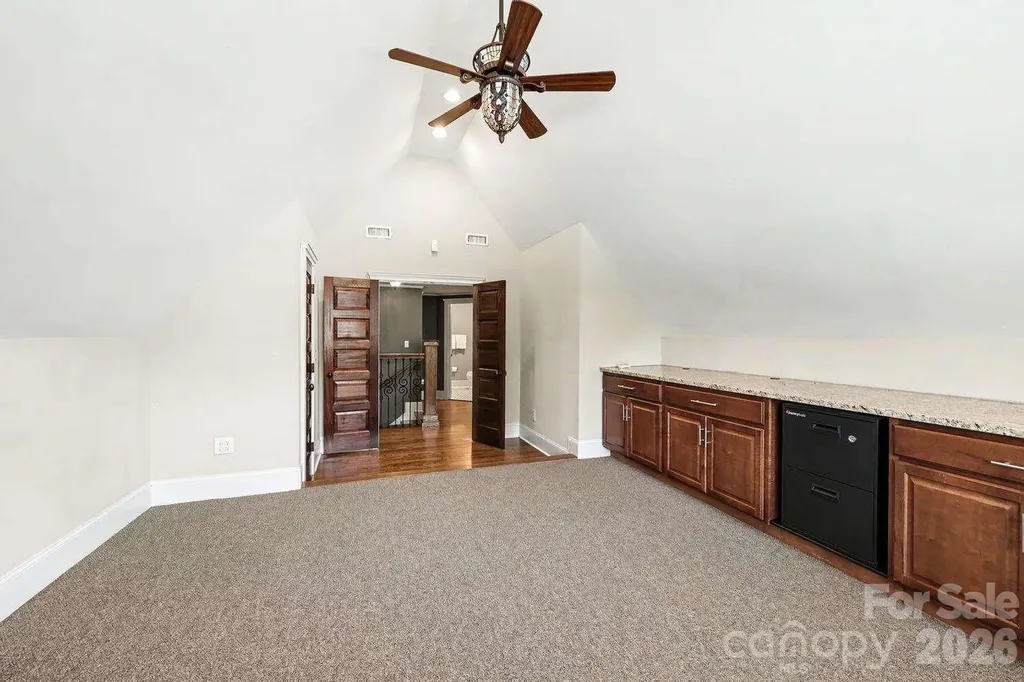2215 Hassell Place Charlotte NC 28209