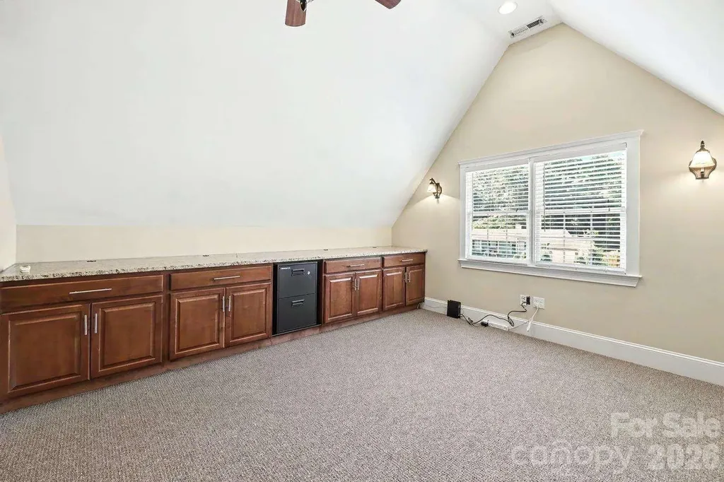 2215 Hassell Place Charlotte NC 28209