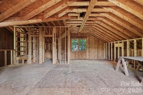 2215 Hassell Place Charlotte NC 28209