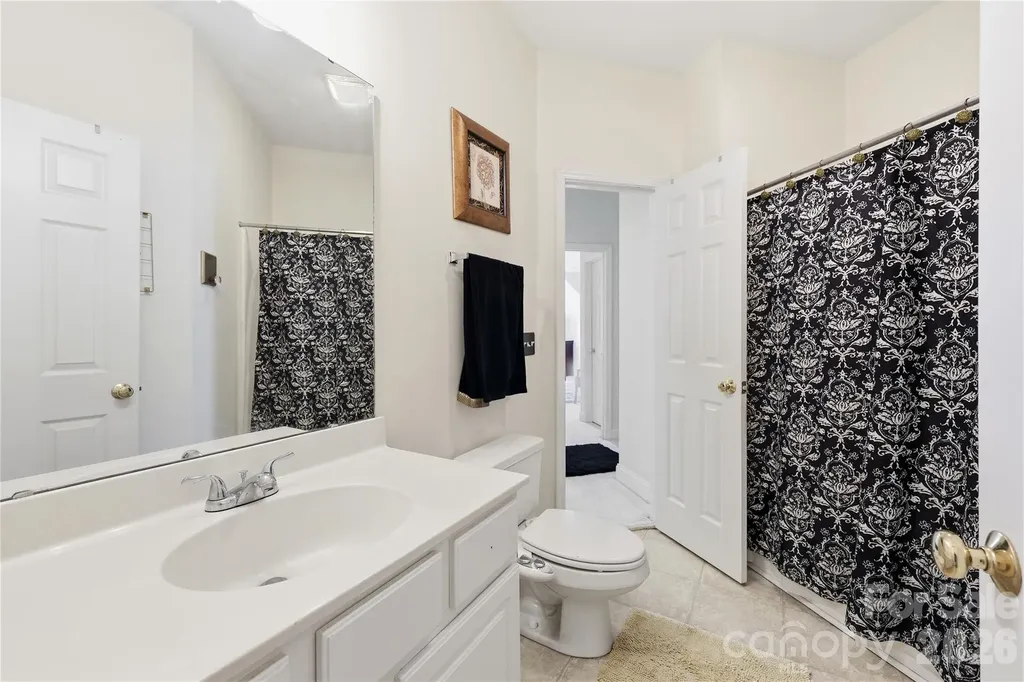 4206 Barons Court Harrisburg NC 28075