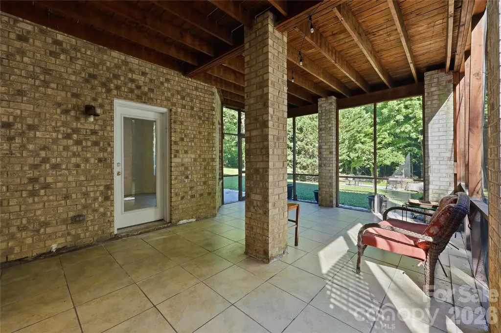 4206 Barons Court Harrisburg NC 28075