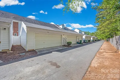 9821 Longstone Lane Charlotte NC 28277