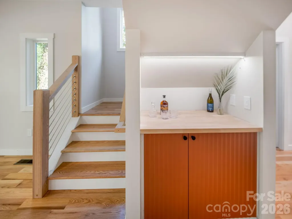 14 Da Vinci Court Asheville NC 28806