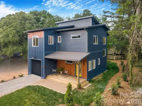14 Da Vinci Court Asheville NC 28806