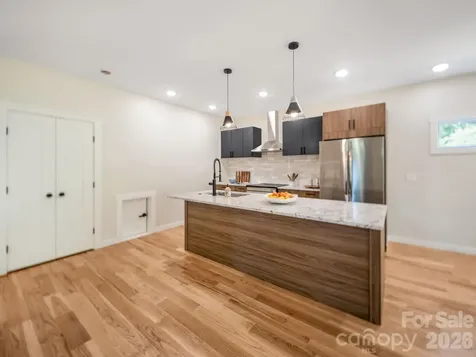 14 Da Vinci Court Asheville NC 28806