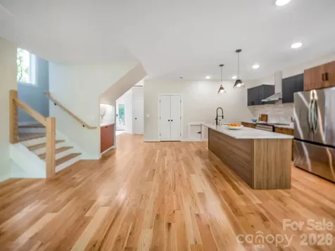 14 Da Vinci Court Asheville NC 28806