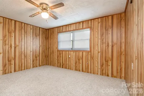 12 Mid Court Drive Asheville NC 28804