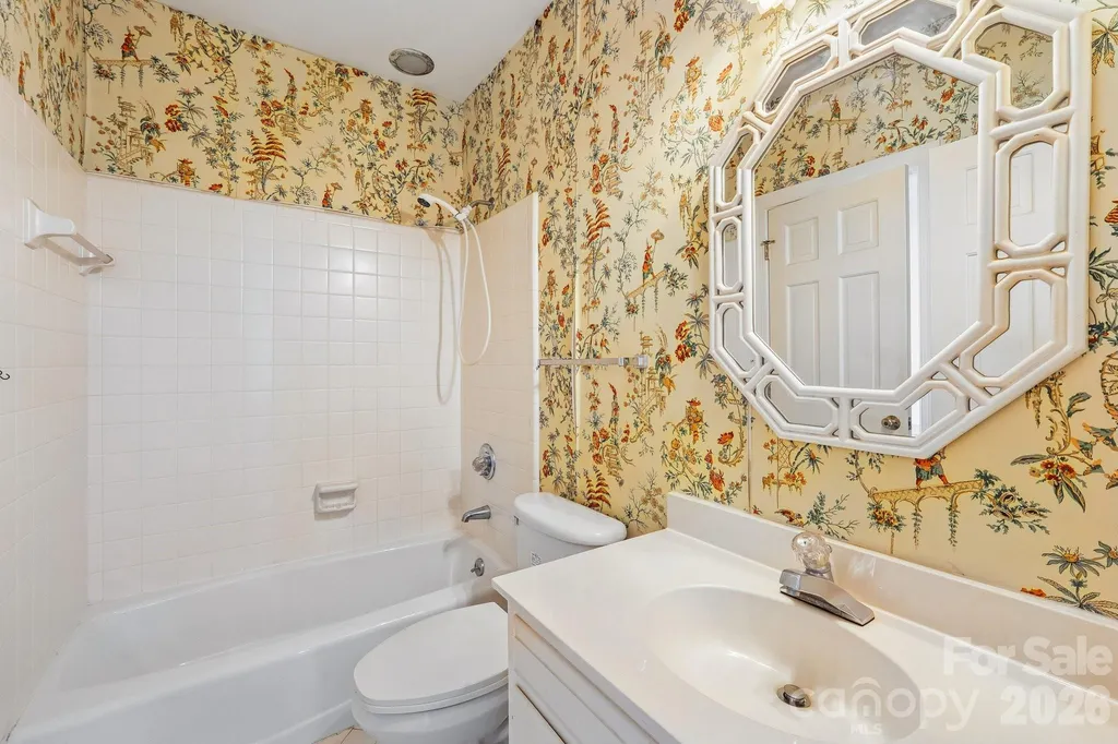 2231 Richardson Drive Charlotte NC 28211