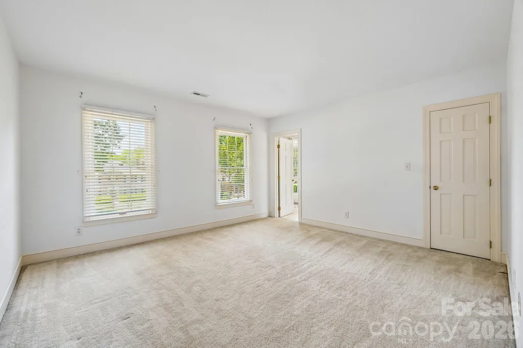 2231 Richardson Drive Charlotte NC 28211