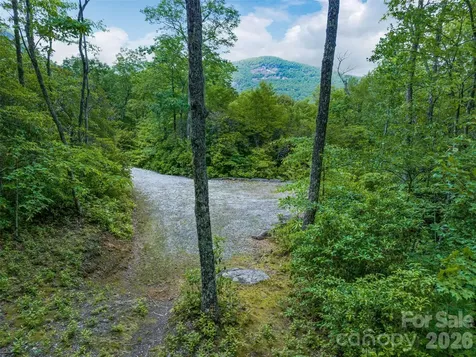 2 Cardinal Drive W Lake Toxaway NC 28747