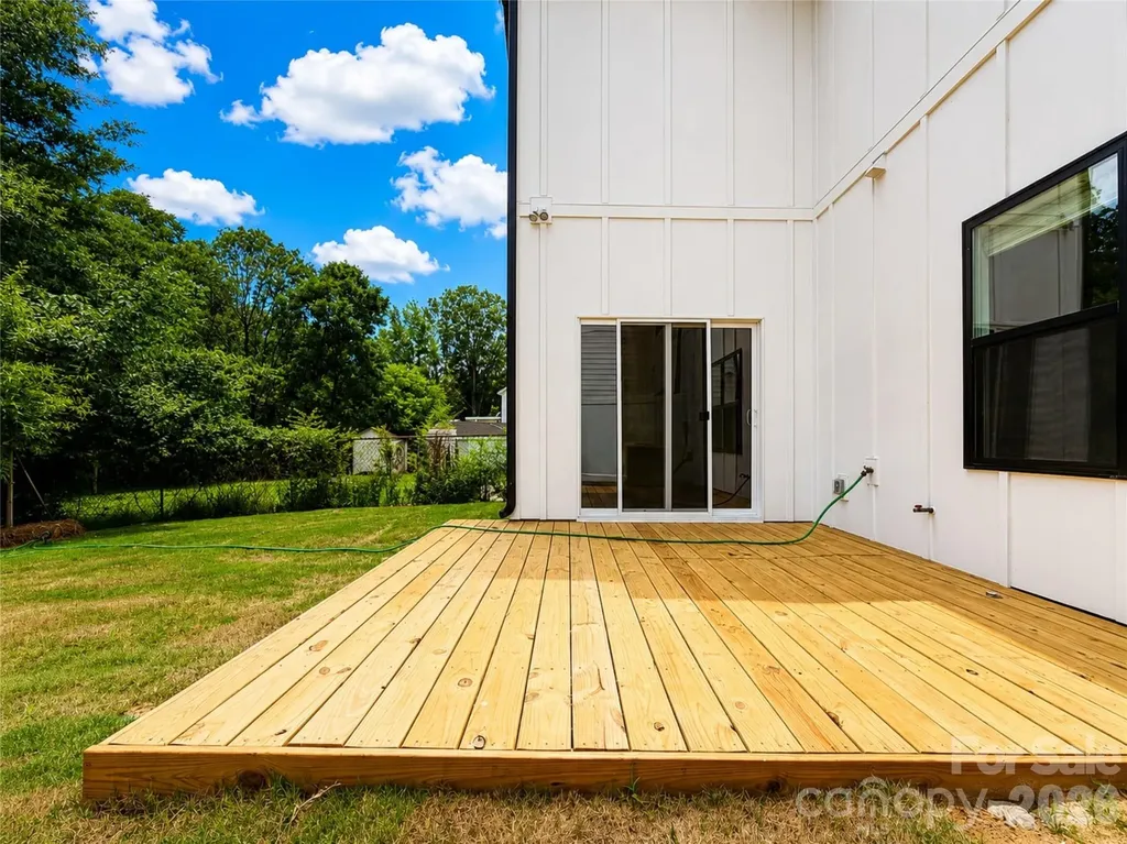 1220 N Sharon Amity Road Charlotte NC 28211