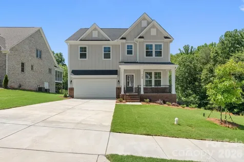 909 Pine Forest Road Charlotte NC 28214