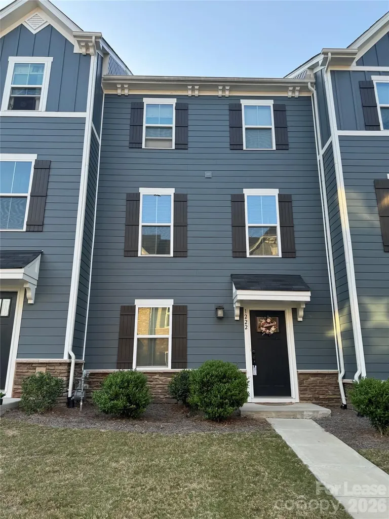 1222 Ashbury Street Charlotte NC 28216