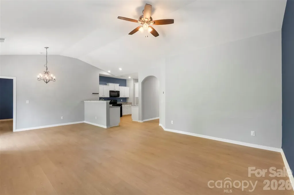 7318 Cuddington Drive Charlotte NC 28215