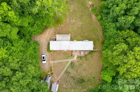 30 Gertrude Lane Candler NC 28715