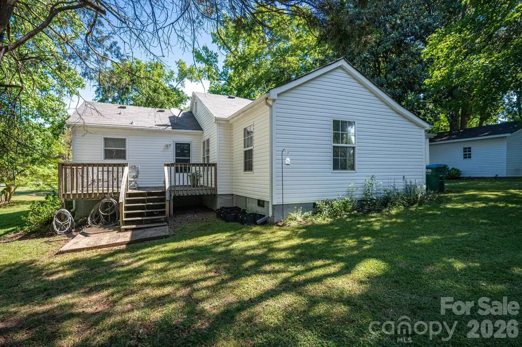 501 S 6th Street Bessemer City NC 28016