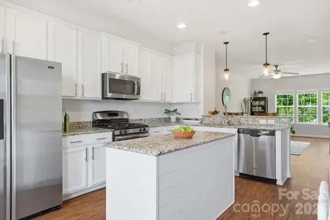 19721 Playwrights Way Cornelius NC 28031