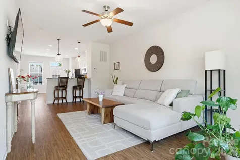19721 Playwrights Way Cornelius NC 28031