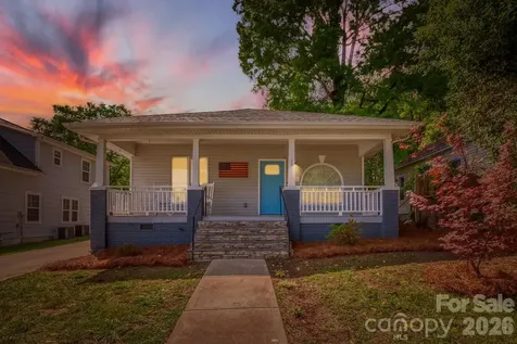 1521 Hawthorne Lane Charlotte NC 28205