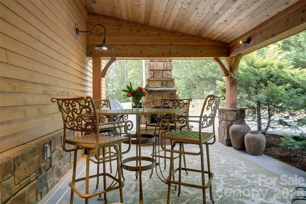 15425 E Rocky River Road Davidson NC 28036