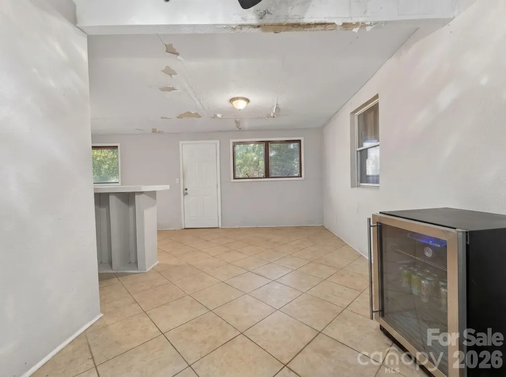 2120 Amesbury Avenue Charlotte NC 28205