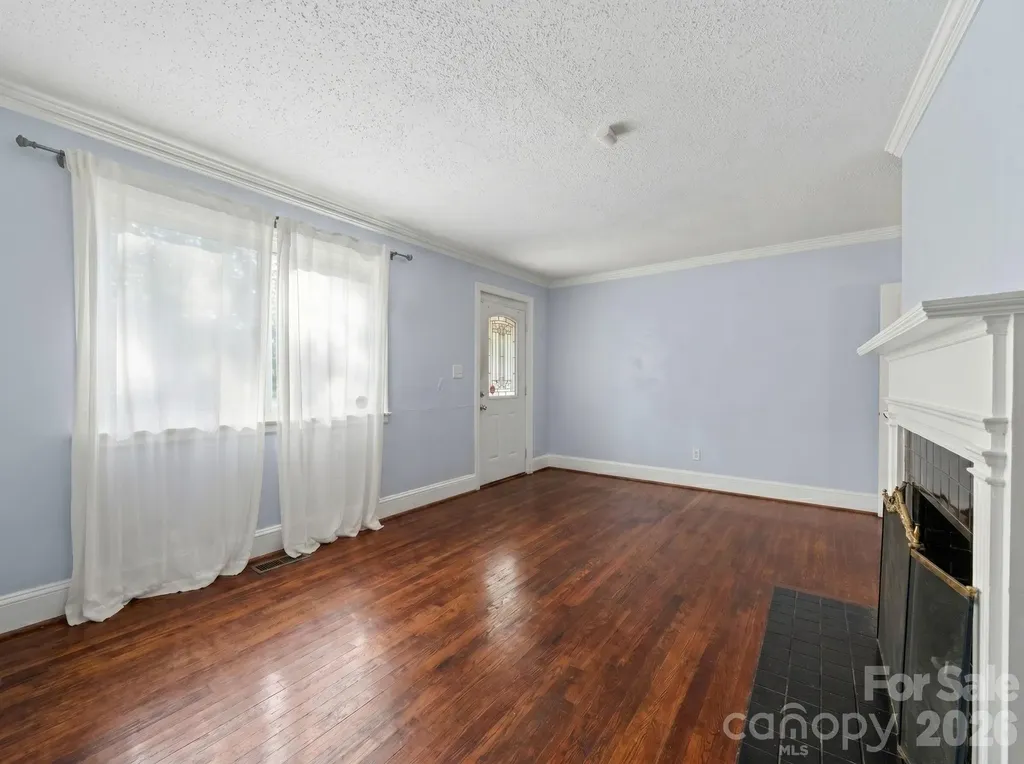 2120 Amesbury Avenue Charlotte NC 28205