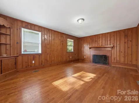 2120 Amesbury Avenue Charlotte NC 28205