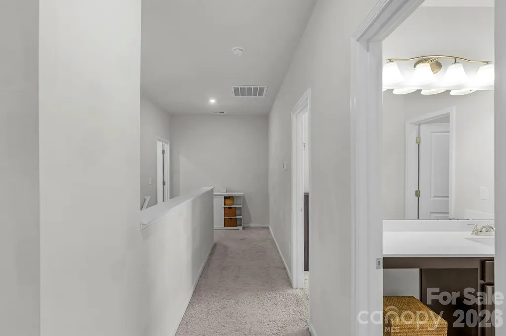 6028 Gala Lane Charlotte NC 28215