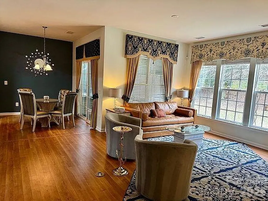 9014 Elrose Place Charlotte NC 28277
