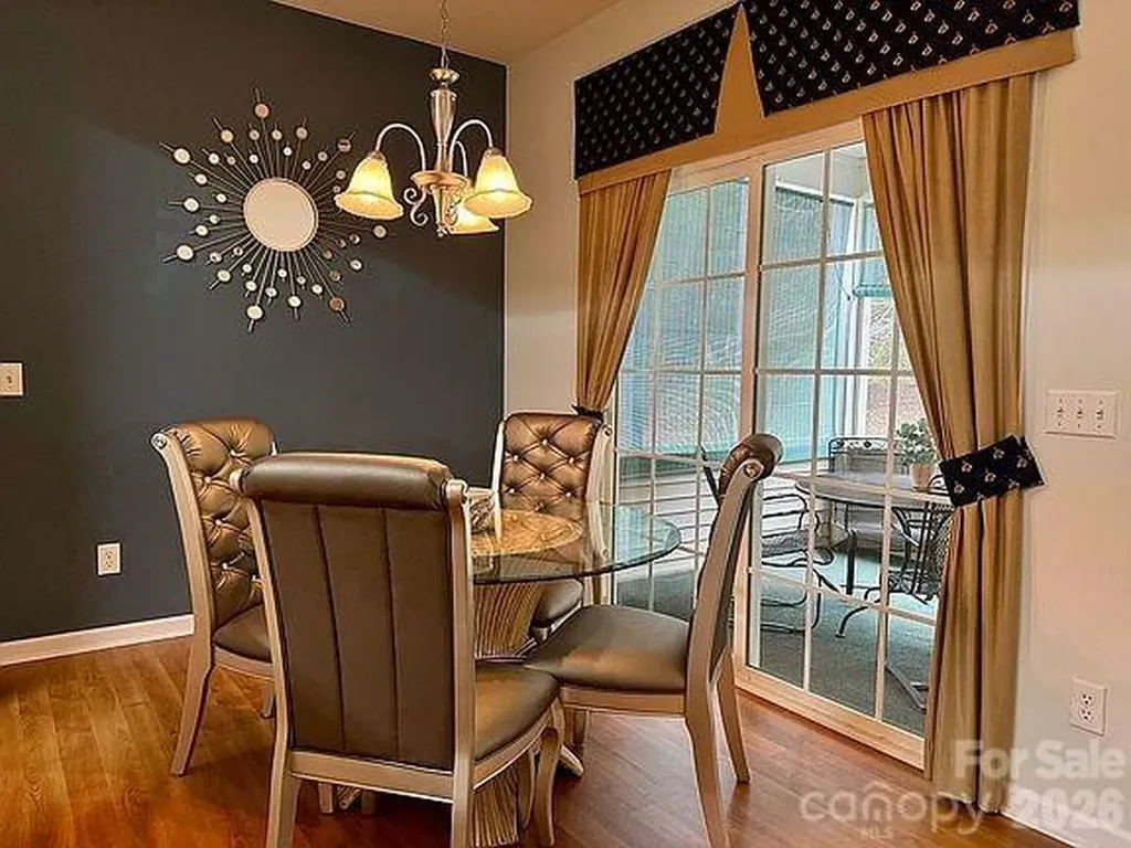 9014 Elrose Place Charlotte NC 28277