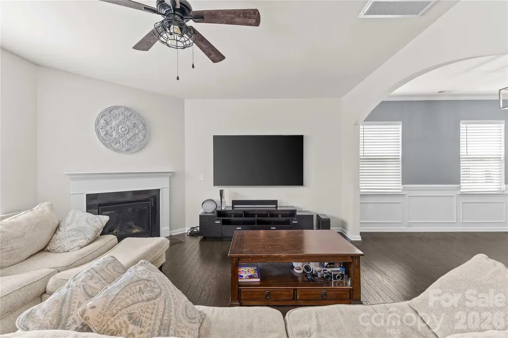 16016 Harbor Hill Drive Charlotte NC 28273