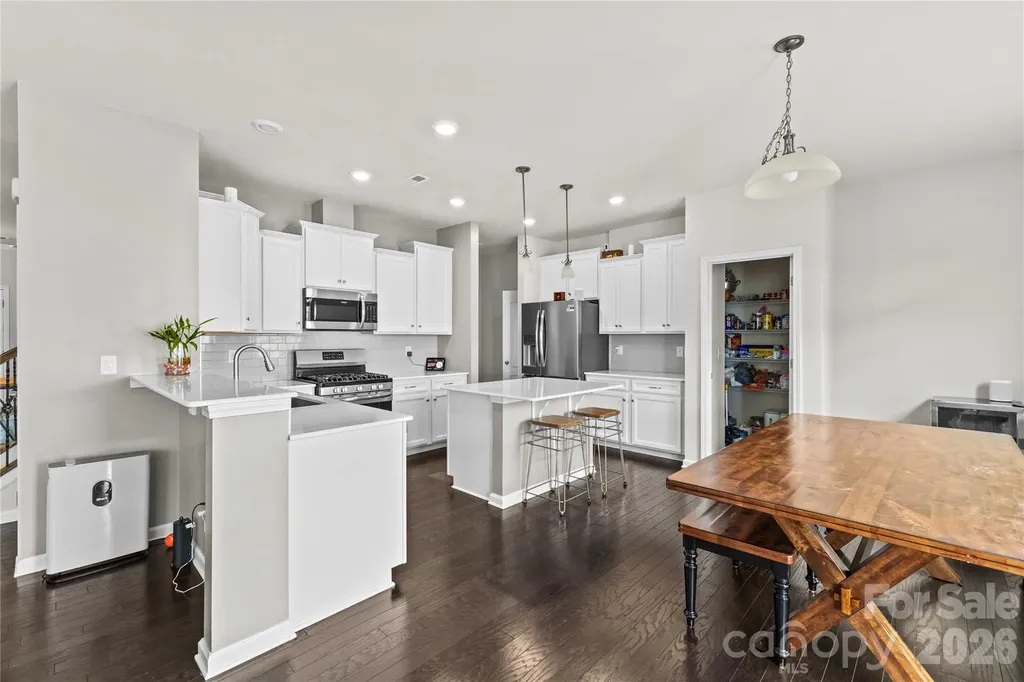 16016 Harbor Hill Drive Charlotte NC 28273