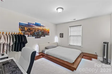 16016 Harbor Hill Drive Charlotte NC 28273