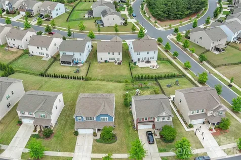 16016 Harbor Hill Drive Charlotte NC 28273