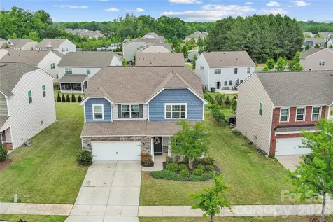 16016 Harbor Hill Drive Charlotte NC 28273