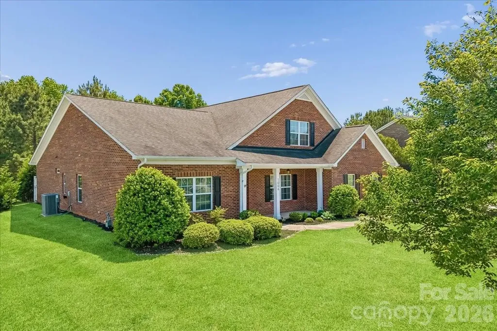 1006 Spring Rose Lane Matthews NC 28104