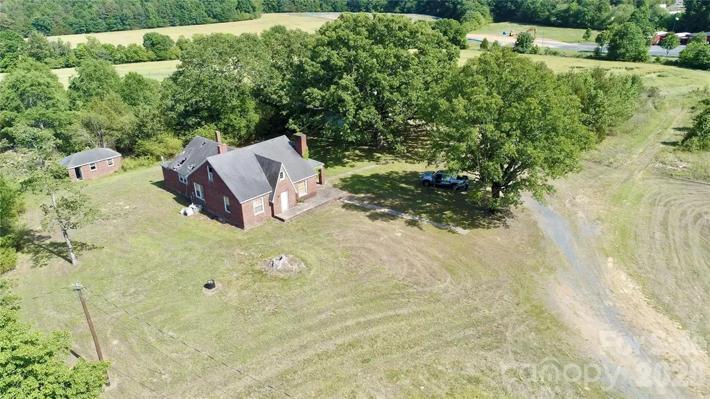 11633 Highway 601 Highway Midland NC 28107