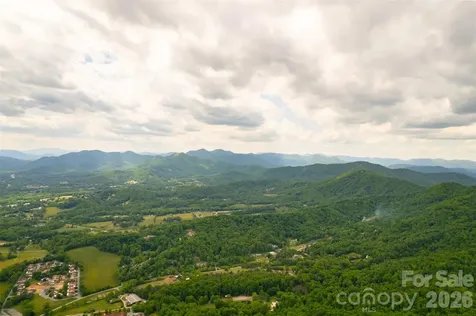 30 Gertrude Lane Candler NC 28715