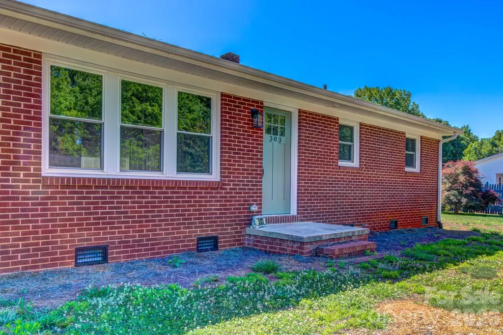 303 Mark Street Cherryville NC 28021