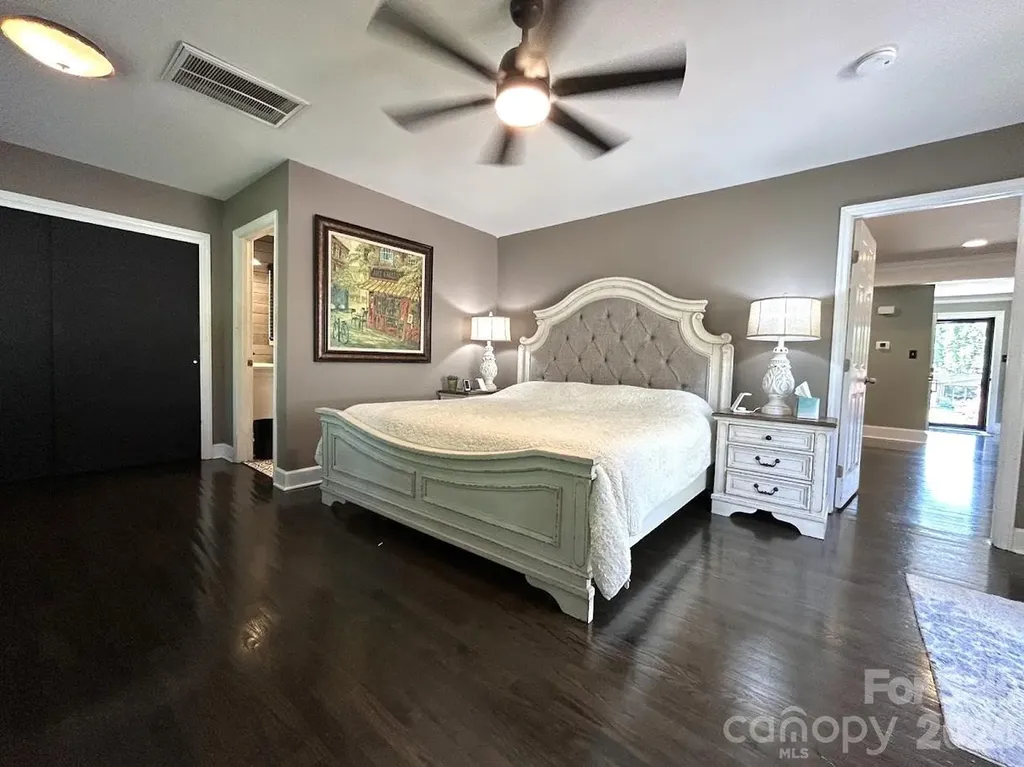 7113 Sterncrest Place Charlotte NC 28210